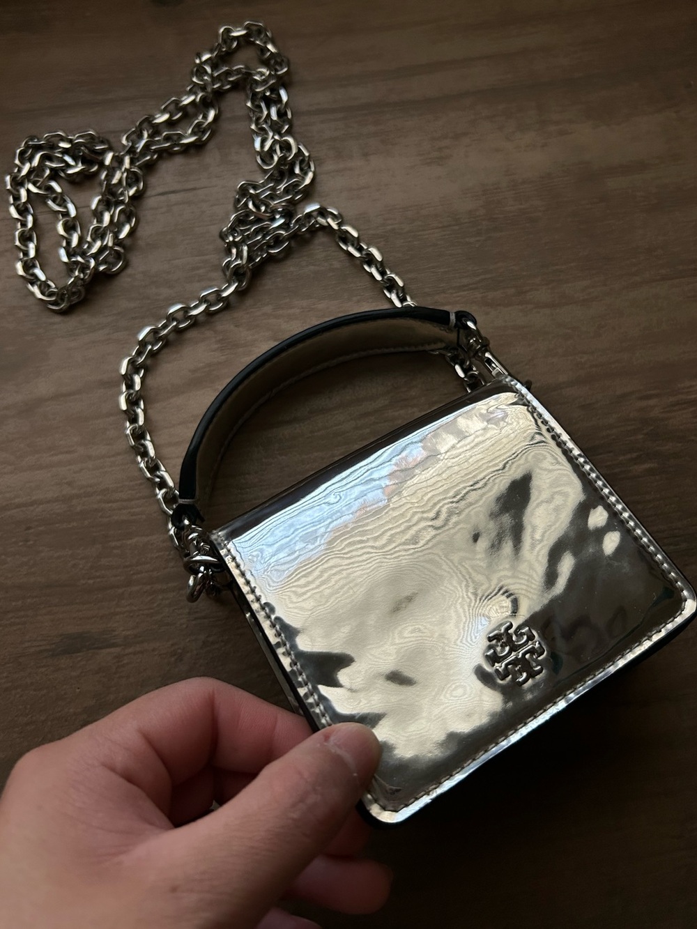 Tory burch Emerson metallic Mini Crossbody Bag with Chain Strap